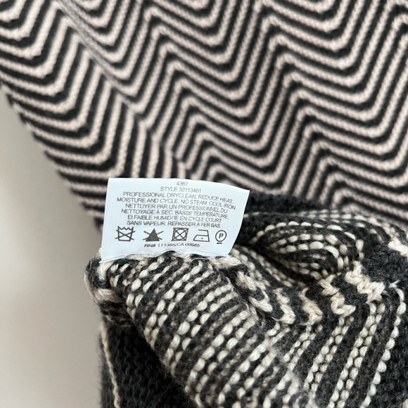 Tory Burch “Kent” Zigzag Pattern Scalloped Edges Merino Wool Sweater Dress - Picture 9 of 10